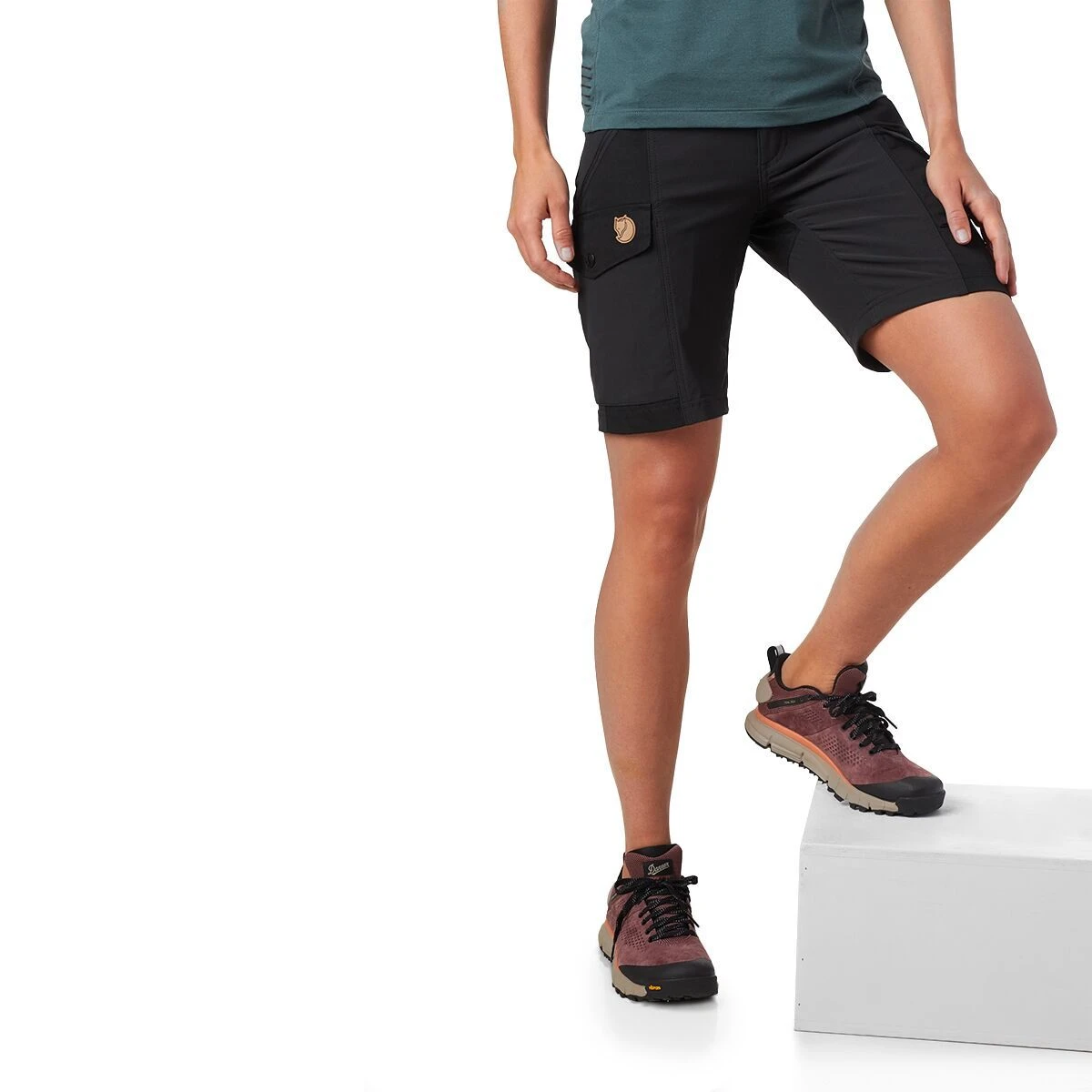 Fjallraven Nikka Curved Short - Women's 4 Fjallraven Nikka Curved Short - Women's - Image 4